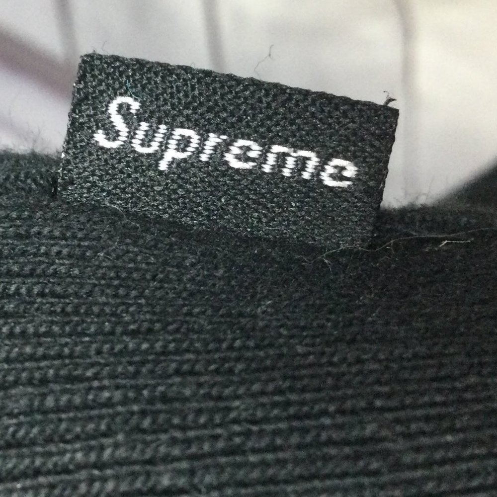 Supreme World Famous 1/4 Zip Sweater Sweatshirt M - Picture 10 of 12